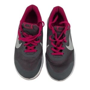 Nike Pink Gray Flex Experience RN 4 Sneakers Size 5.5 Youth